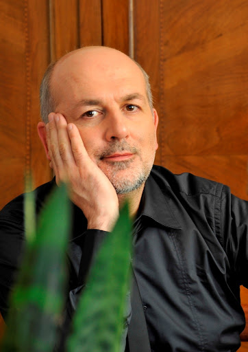 “Occhio di bue”, Claudio Sottocornola dona ai  lettori un compendio della sua attività di “filosofo del&nbsp;pop”